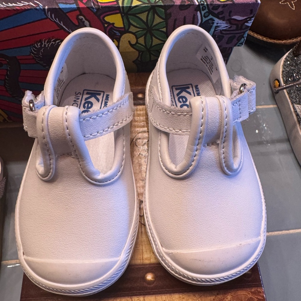 Brand new baby girl less